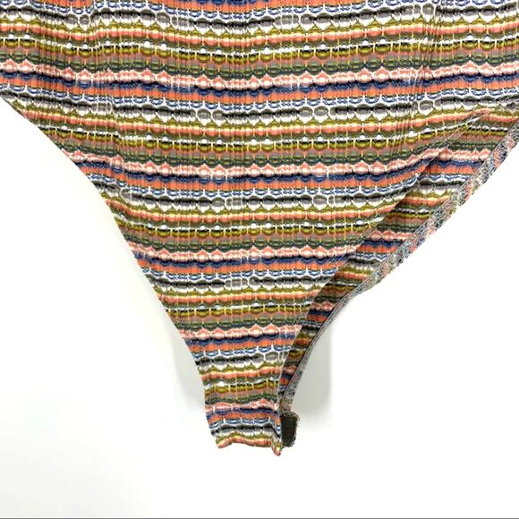 Wild Fable Snap Placket Body Suit Size Medium NWT - Picture 5 of 7